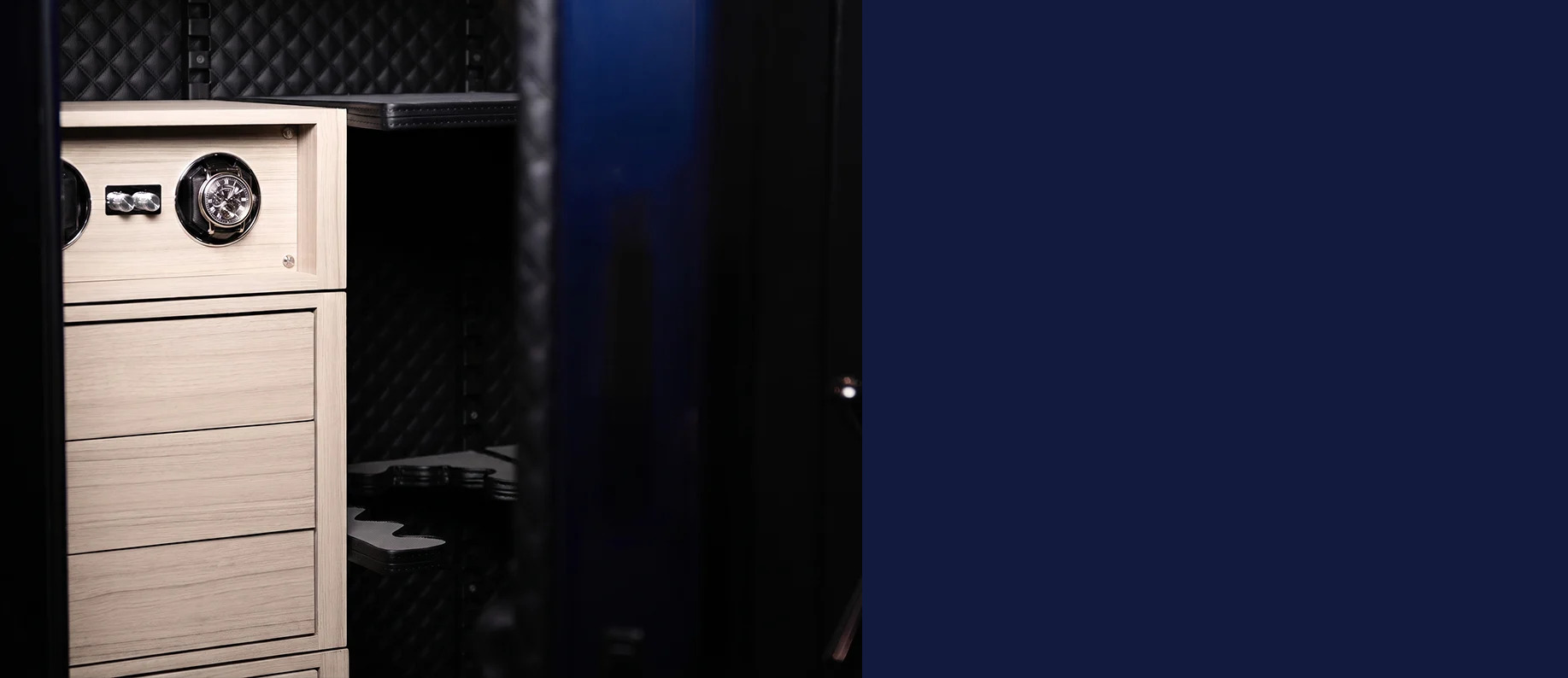 Modular shelving. Premium Finishes. Pro Flex® customization in Delaware